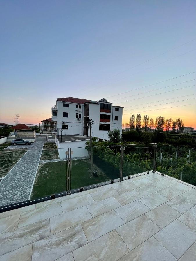 Hotel Nicola Lezhë Exterior foto